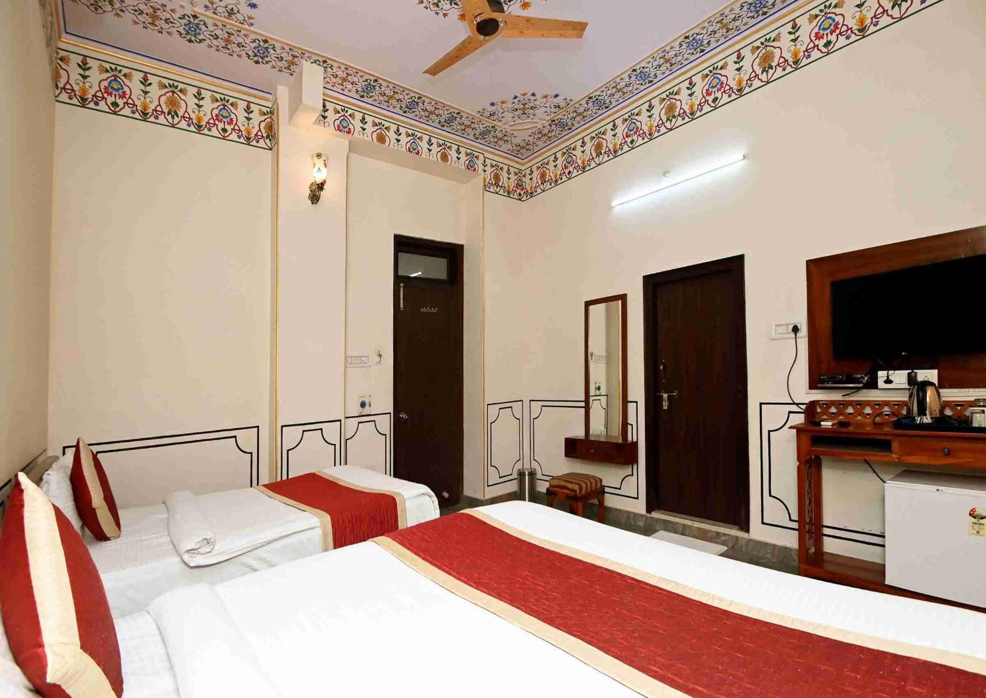 Virasat Mahal Heritage Hotel-Jaipur City Center 外观 照片