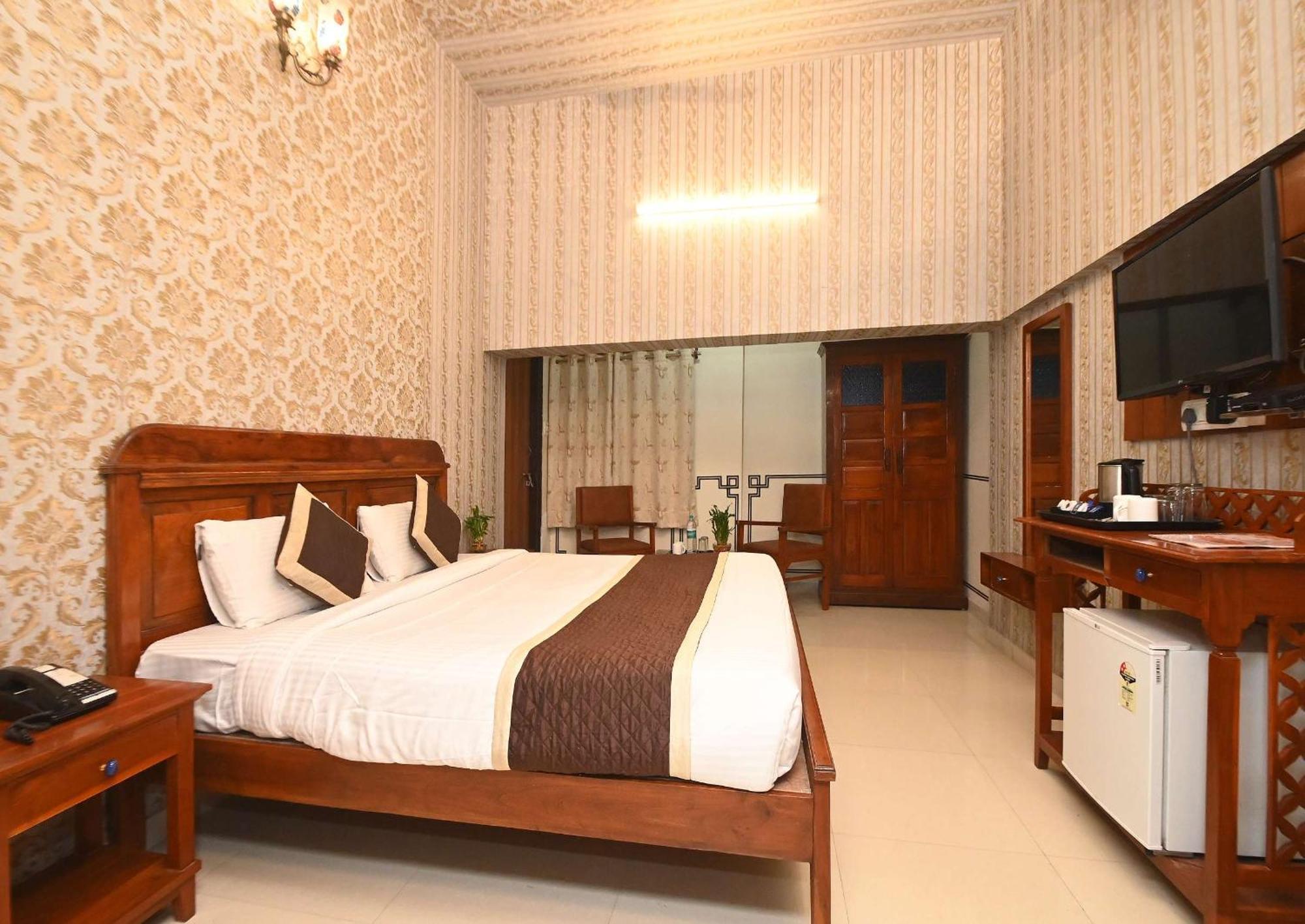 Virasat Mahal Heritage Hotel-Jaipur City Center 外观 照片