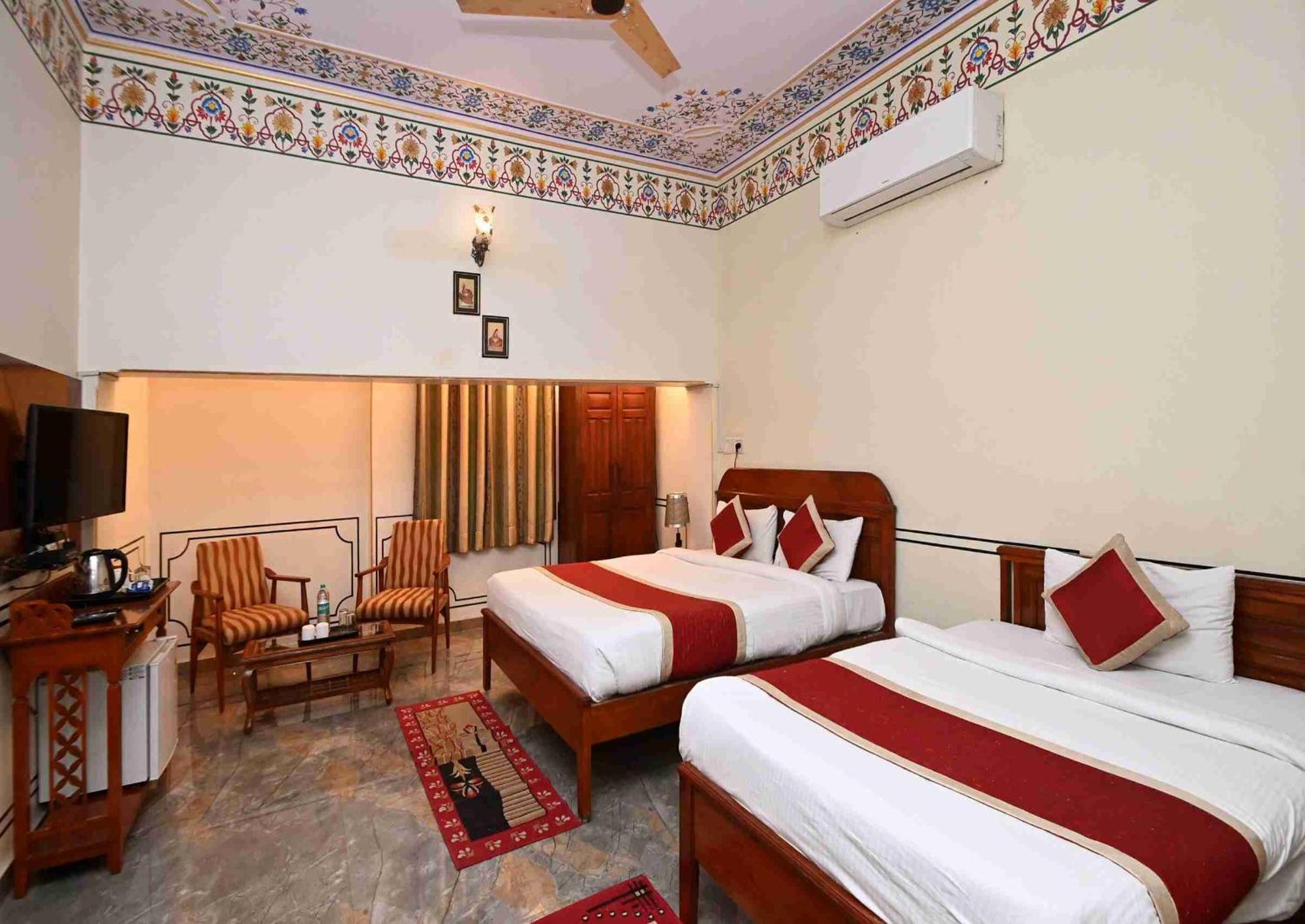 Virasat Mahal Heritage Hotel-Jaipur City Center 外观 照片