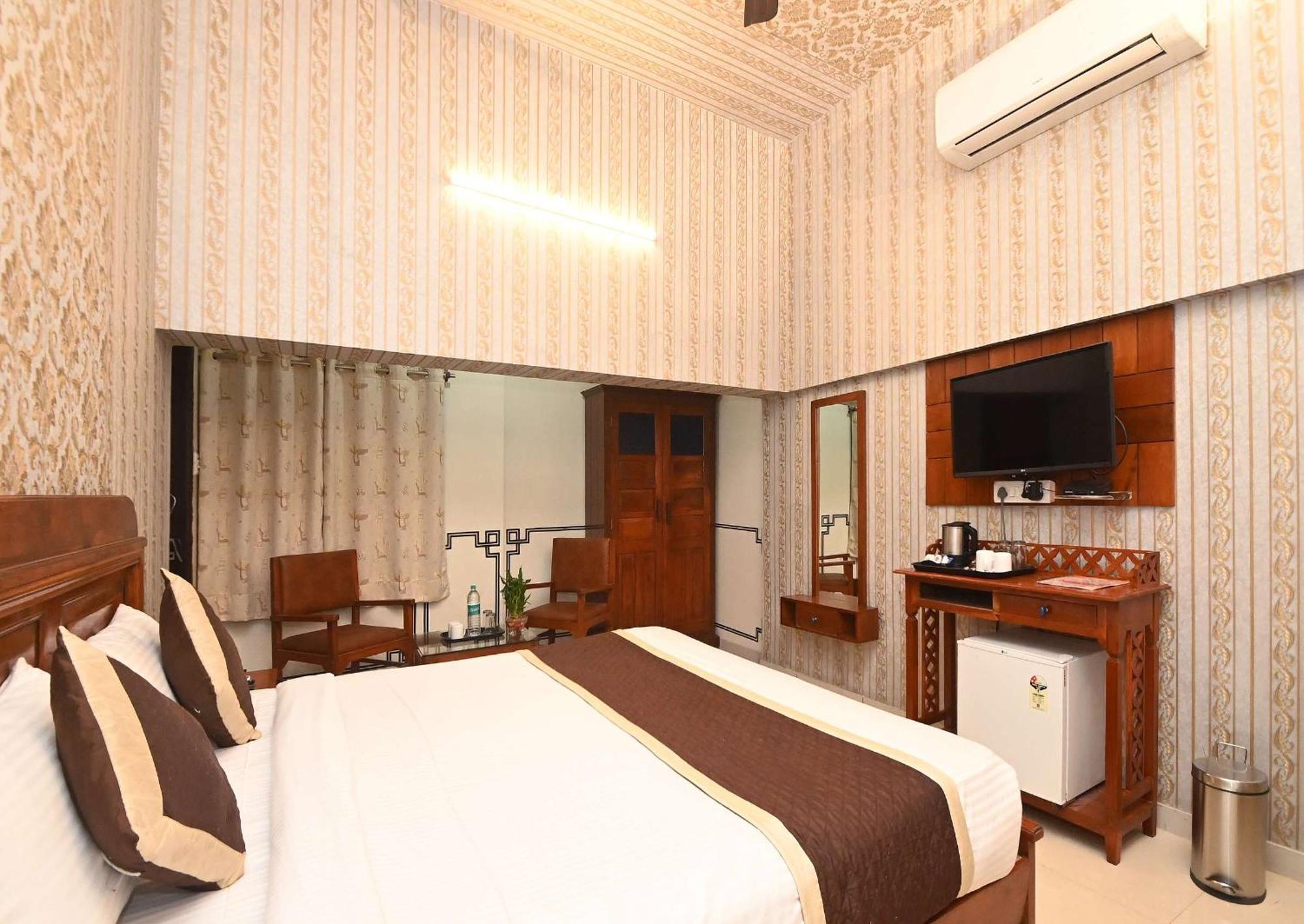 Virasat Mahal Heritage Hotel-Jaipur City Center 外观 照片