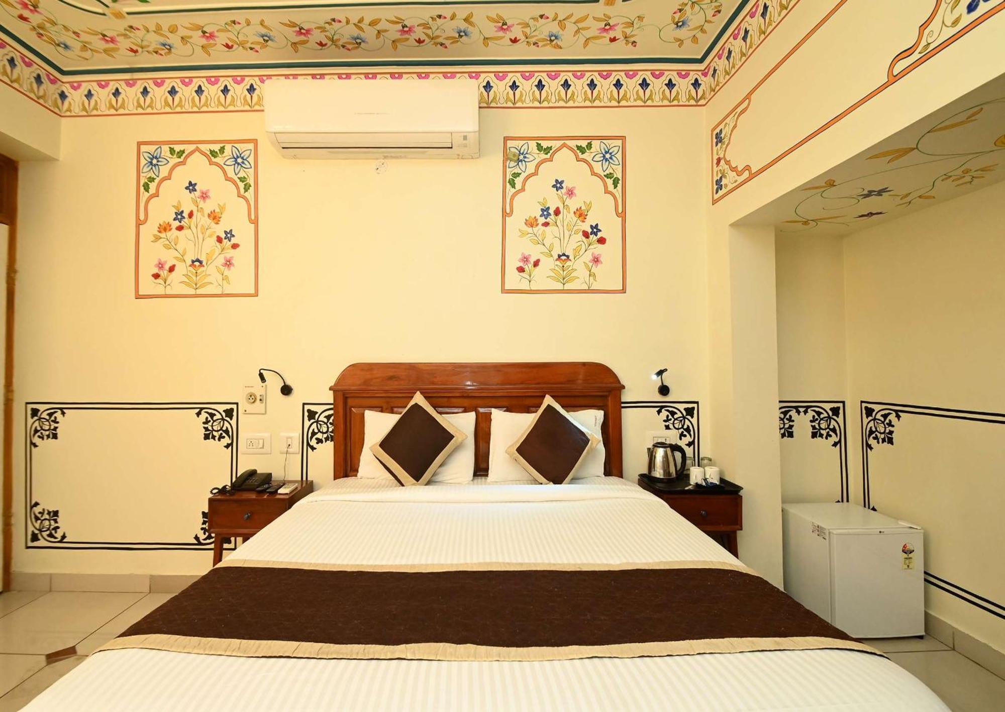 Virasat Mahal Heritage Hotel-Jaipur City Center 外观 照片