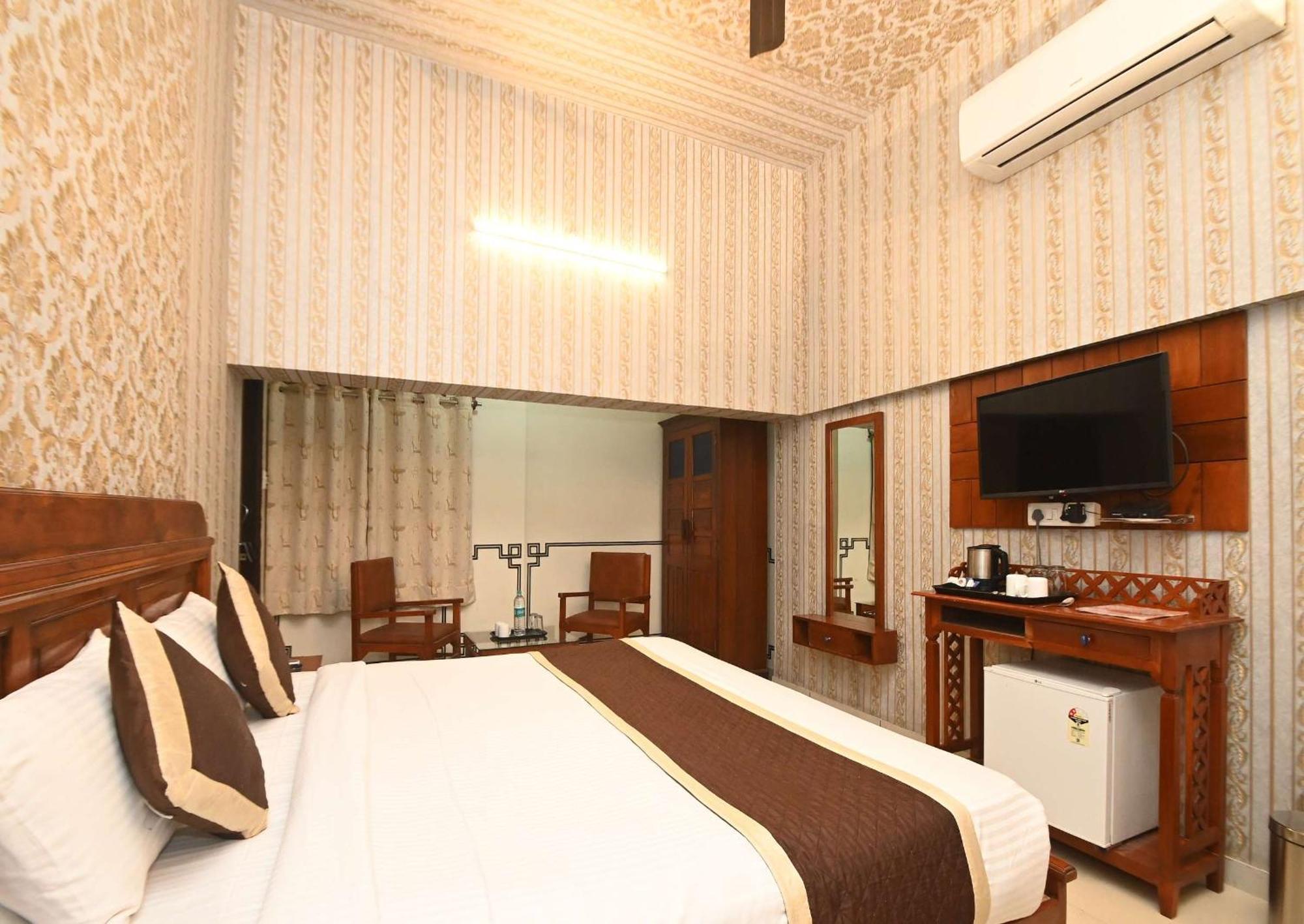 Virasat Mahal Heritage Hotel-Jaipur City Center 外观 照片