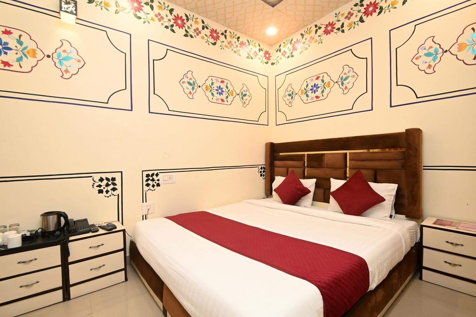 Virasat Mahal Heritage Hotel-Jaipur City Center 外观 照片